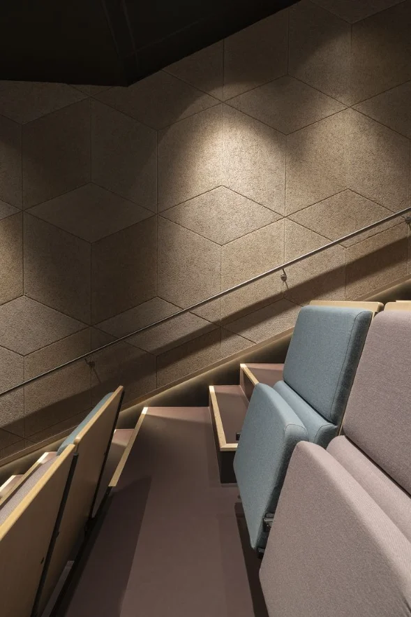 acoustic panel for cinema wall (3)